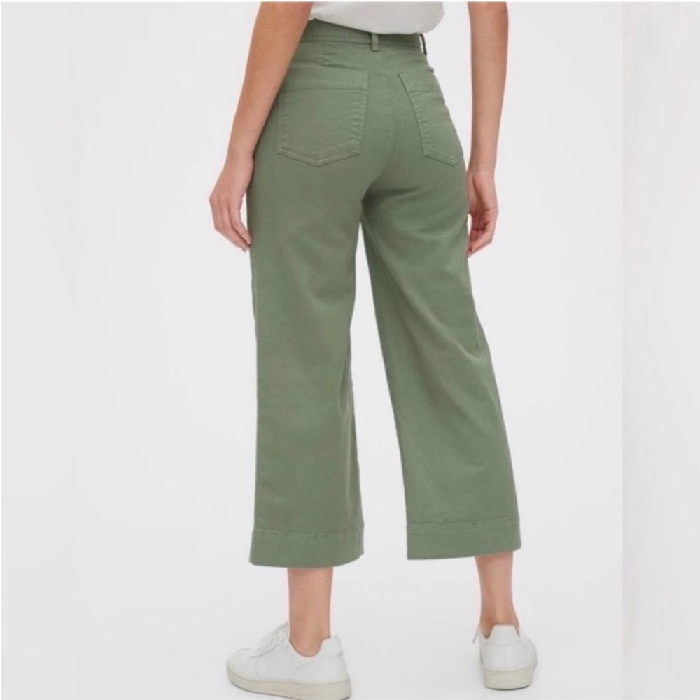 Gap High Rise Wide-Leg Crop Size 4 - Picture 2 of 5